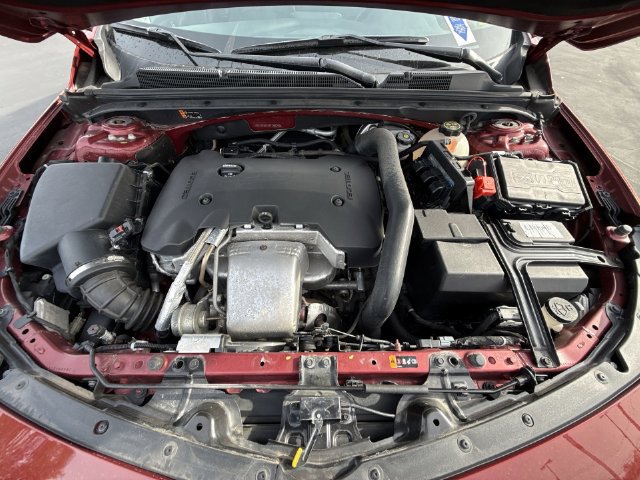 Certified 2019 Chevrolet Malibu Premier w/ Sun and Wheel Package FWD image 31