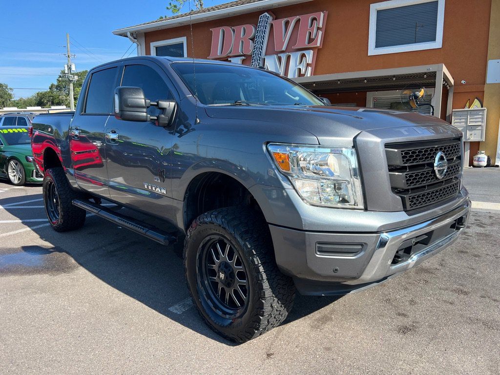 Used 2021 Nissan Titan SV w/ SV Convenience Package AWD/4WD image 3