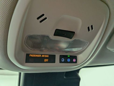 Certified 2025 Chevrolet Trax ACTIV w/ Driver Confidence Package image 32