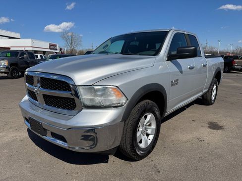 Used 2016 RAM 1500 Classic SLT AWD/4WD image 1