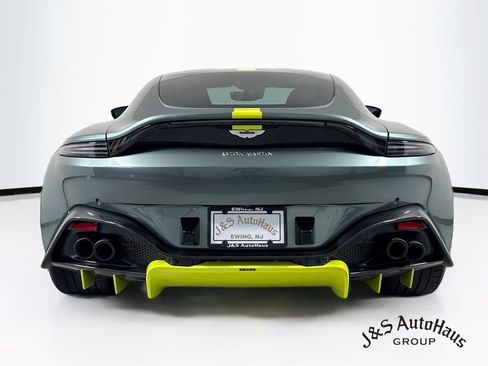 Used 2020 Aston Martin V8 Vantage AMR RWD image 6