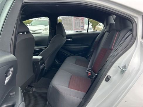 Used 2025 Toyota Corolla SE image 14