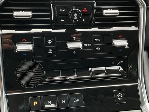 New 2026 Nissan Armada SV image 34