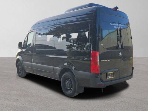 Used 2025 Mercedes-Benz Sprinter 2500 image 5