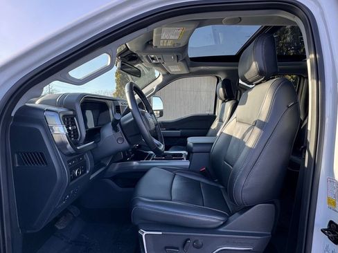 Used 2024 Ford F250 Lariat w/ Lariat Ultimate Package image 18