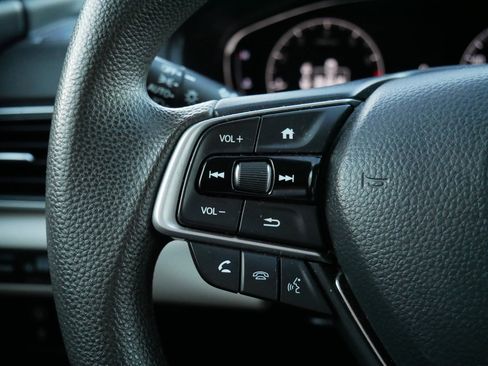 Used 2022 Honda Accord LX image 28