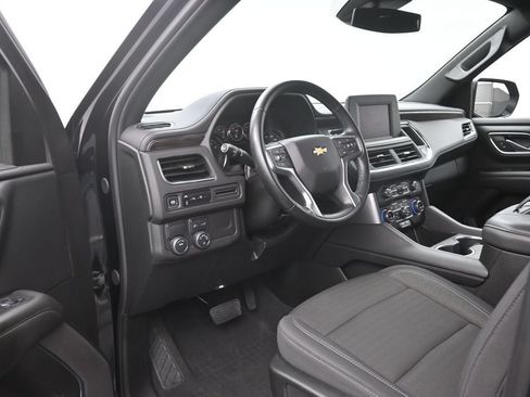 Used 2024 Chevrolet Tahoe LS RWD image 11
