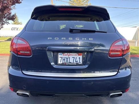 Used 2012 Porsche Cayenne AWD/4WD image 11