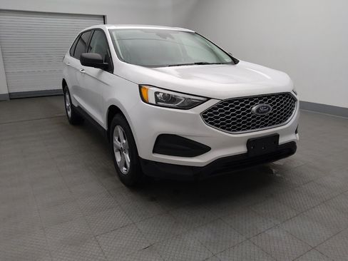 Used 2024 Ford Edge SE image 14