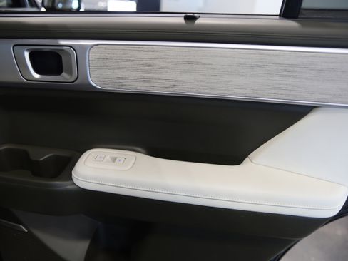 Used 2025 Hyundai Santa Fe Calligraphy image 39