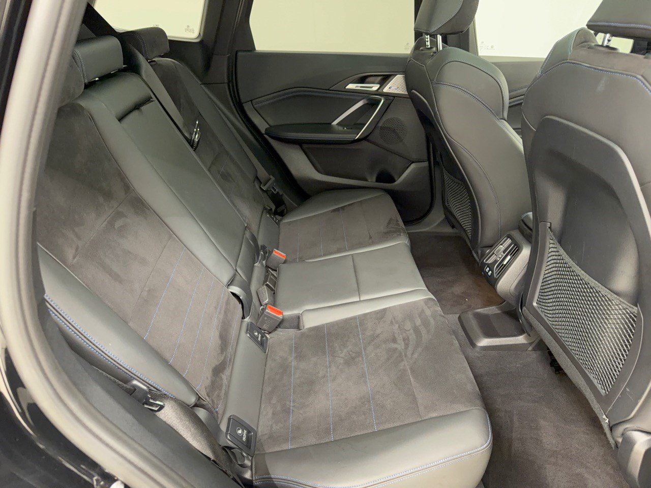 Certified 2024 BMW X1 M35i w/ Premium Package AWD/4WD image 29