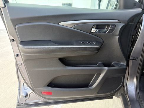 Used 2020 Honda Pilot EX-L image 25
