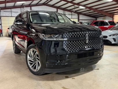 Used 2025 Lincoln Navigator Reserve