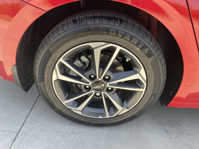 Used 2023 Kia Forte LXS w/ LXS Technology Package FWD image 30