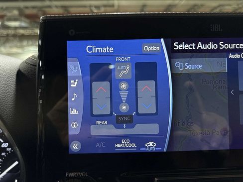 Used 2021 Toyota Highlander Platinum AWD/4WD image 22