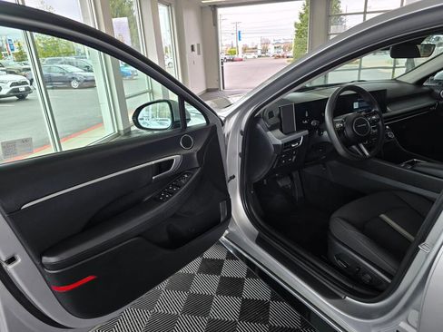 Used 2024 Hyundai Sonata SEL FWD image 32
