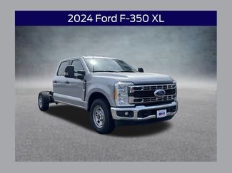 New 2024 Ford F350 XL w/ XL Chrome Package 360° Tour