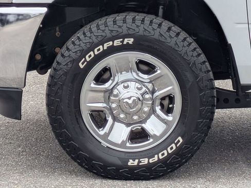 Used 2023 RAM 2500 Tradesman image 12