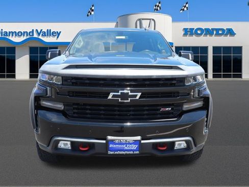 Used 2020 Chevrolet Silverado 1500 LT Trail Boss AWD/4WD image 2