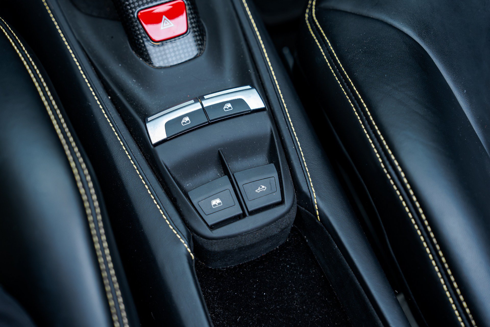 Used 2019 Ferrari 488 Spider RWD image 63
