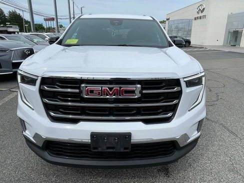 Used 2024 GMC Acadia Elevation w/ Luxury Package AWD/4WD image 7
