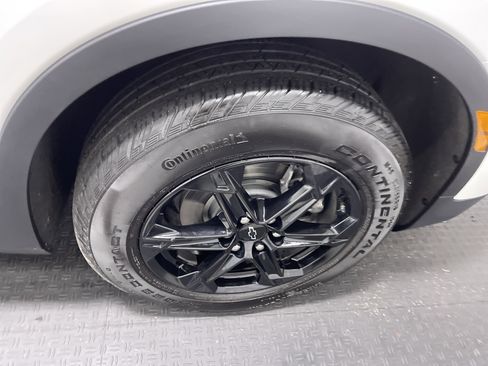 Used 2024 Chevrolet Blazer LT w/ Midnight/Sport Edition FWD image 28