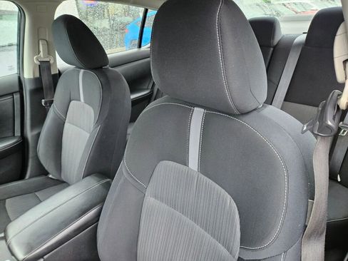 Used 2021 Nissan Sentra SV image 17