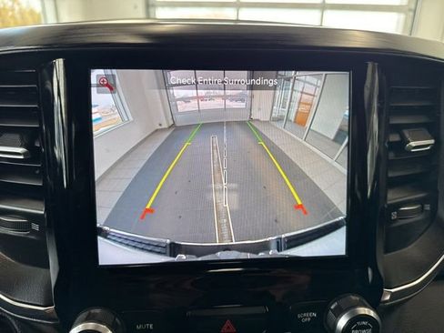 Used 2024 RAM 1500 Laramie image 24