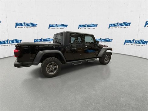 Used 2023 Jeep Gladiator Rubicon w/ LED Lighting Group image 11
