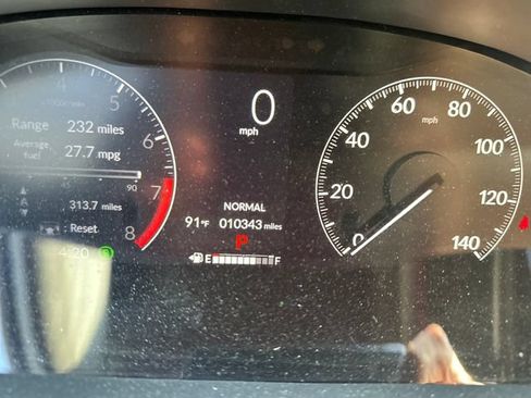 Used 2024 Honda HR-V Sport image 13