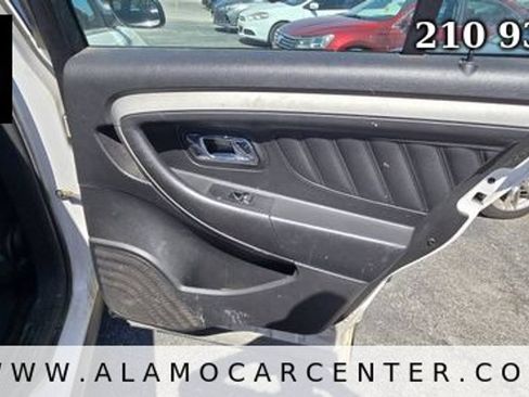 Used 2018 Ford Taurus SEL w/ Equipment Group 201A AWD/4WD image 23