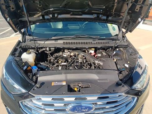 Used 2024 Ford Edge Titanium image 22