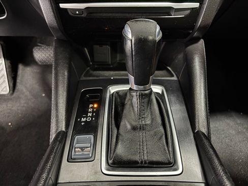 Used 2017 MAZDA MAZDA6 Touring image 26