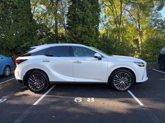 Used 2024 Lexus RX 450h AWD w/ Convenience Package image 2