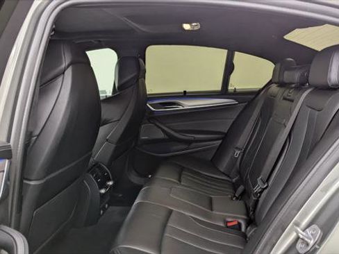 Used 2018 BMW M5 w/ Executive Package image 17