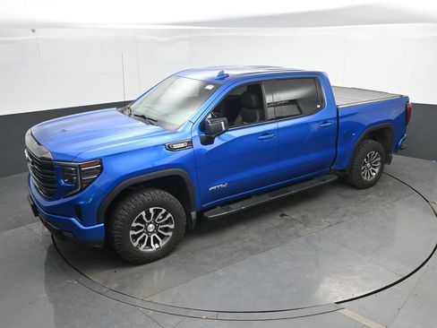 Used 2023 GMC Sierra 1500 AT4 w/ AT4 Premium Package AWD/4WD image 32