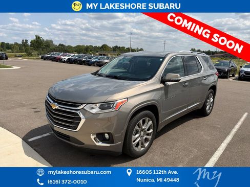 Used 2018 Chevrolet Traverse Premier AWD/4WD image 3