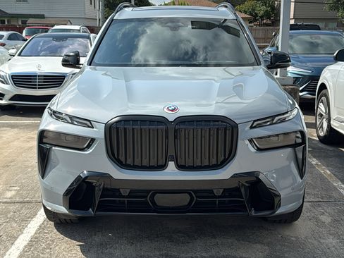 Used 2023 BMW X7 xDrive40i AWD/4WD image 2