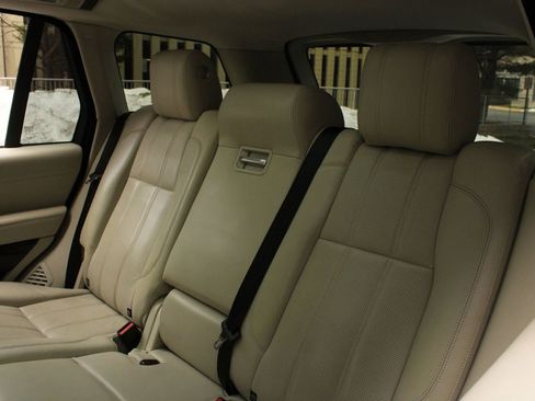 Used 2014 Land Rover Range Rover Supercharged image 16