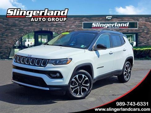Used 2022 Jeep Compass Limited image 1