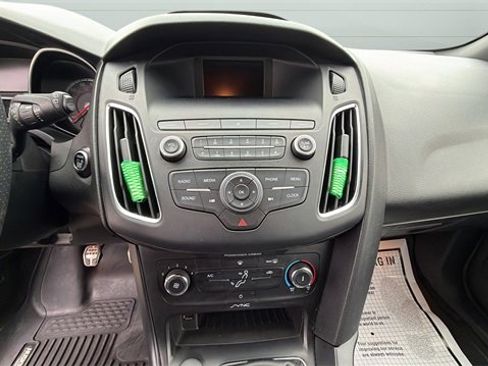 Used 2018 Ford Focus ST image 12