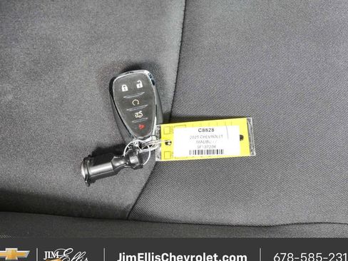 Used 2025 Chevrolet Malibu LT FWD image 36