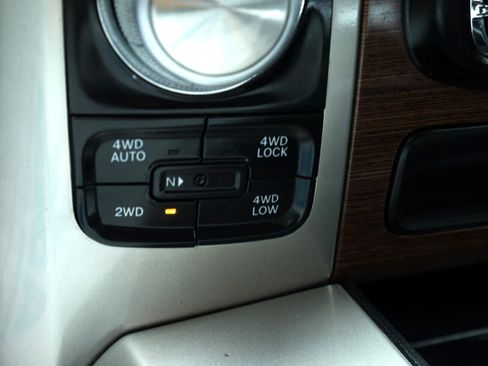 Used 2016 RAM 1500 Laramie w/ Convenience Group image 34