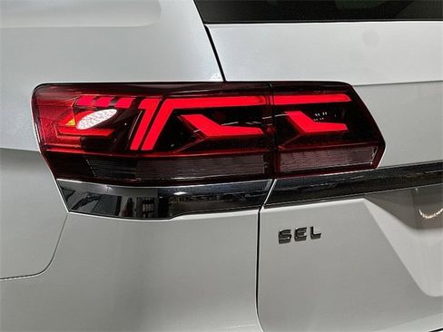 Used 2023 Volkswagen Atlas SEL image 35