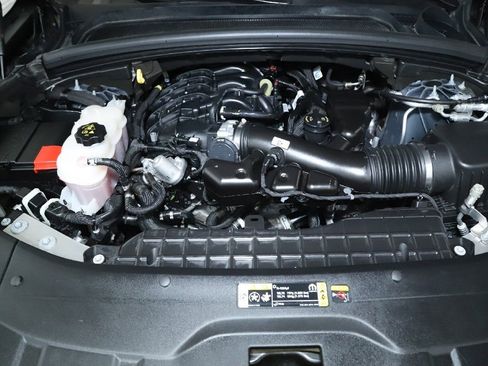 Used 2024 Jeep Grand Cherokee L Limited w/ Luxury Tech Group II image 38