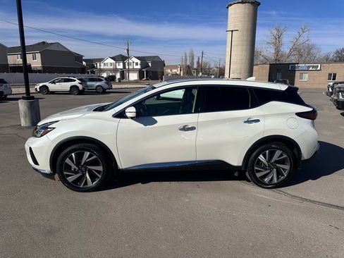 Used 2022 Nissan Murano SL w/ SL Moonroof Package image 5