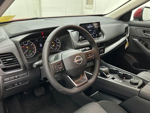 New 2026 Nissan Rogue SV AWD/4WD image 16
