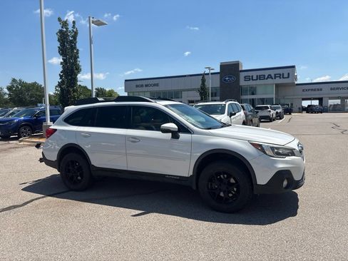Used 2019 Subaru Outback 3.6R Limited w/ Protection Package #1 AWD/4WD image 1