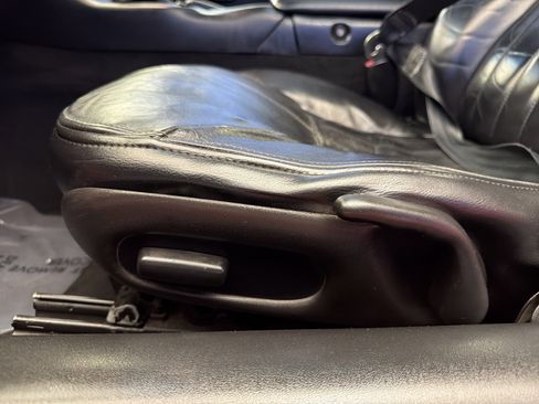 Used 1997 Chevrolet Corvette Coupe image 12