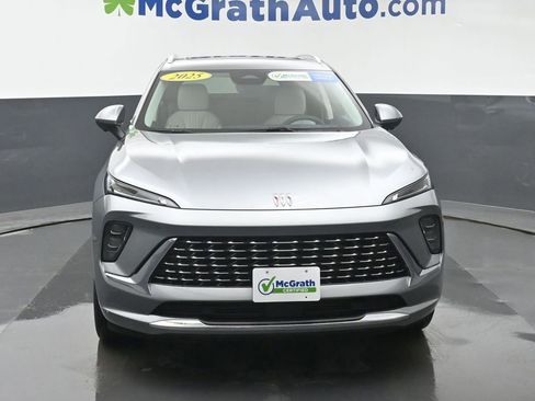 Used 2025 Buick Envision Avenir image 4